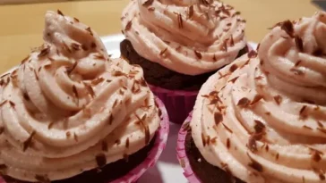 Erdbeer-Schokolade-Cupcakes