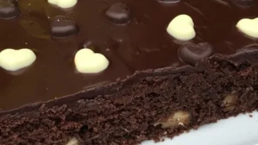 SCHOKOLADENKUCHEN MIT TWIX