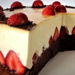 Erdbeer Schoko Torte mit Eierlikörspiegel