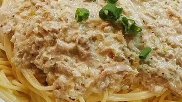 Spaghetti mit Thunfischsauce