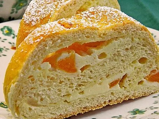 Topfen Marillenstrudel