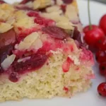 Kuchen mit Johannisbeeren