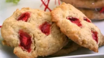 Erdbeer Zitronen Cookies mit weißer Schokolade