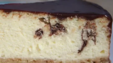 Italienischer Cheesecake mit Espresso Swirl