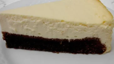 Käsekuchen mit Brownie Boden