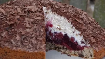 Stracciatella Kirsch Torte