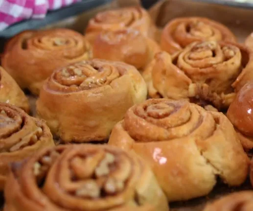 Zimtschnecken mit Walnüssen