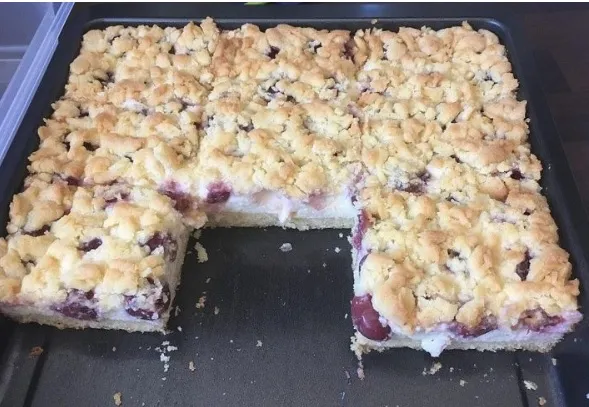 Apfel – Streuselkuchen mit Quark vom Blech