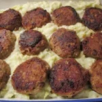 Bulettentopf mit Wirsing Rezept