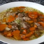Kräftige Rindssuppe