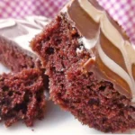 Rührkuchen mit Quark und Saure-Sahne-Creme