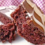 Rührkuchen mit Quark und Saure-Sahne-Creme