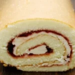 Biskuitroulade Rezept