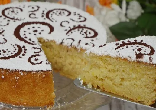 Italienische Mandeltorte mit Joghurt und Zitrone