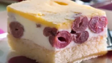 Kirsch-Schmand-Schnitte mit Eierlikör