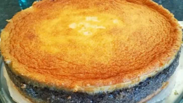 Mohn-Schmandkuchen mit schneller Zubereitung