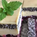 Saftiges Mohn-Kirsch-Vergnügen mit zarter Schokoladenglasur