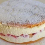 Käsesahne mit Erdbeeren