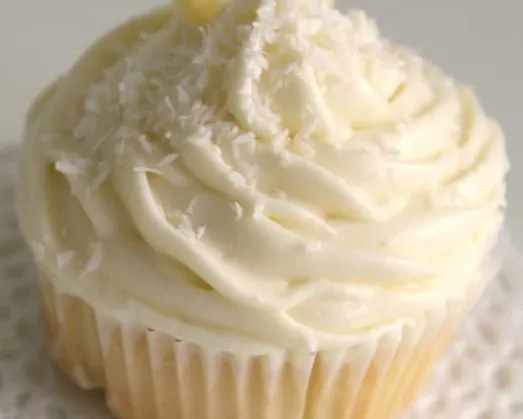 Piña Colada Cupcakes