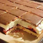 SÄUFERTORTE MIT BUTTERKEKSEN