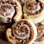 Nuss-Blätterteig-Schnecken