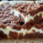 Streuselkuchen mit Quark und sauerer Sahne