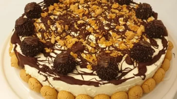 Amaretto Mousse Cheesecake