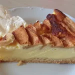 Apfel - Quark - Kuchen mit Zucker und Zimt