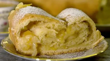 Apfel Vanillecreme Strudel