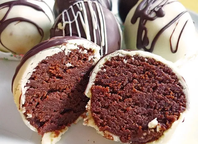 Chocolate Cupcake Cake Pops