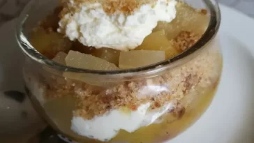 Dänisches Apfeldessert