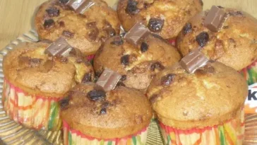 Die besten und schnellsten Schokomuffins mit Kinderschokolade