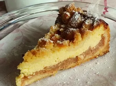 Käse-Apfel-Streuselkuchen