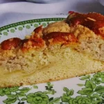 Limokuchen mit Äpfeln und Zimtstreuseln