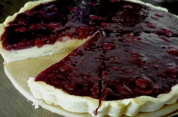 Rote Grütze - Tarte mit Vanillecreme