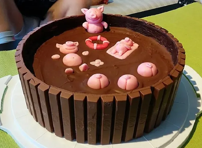 Schweinchen im Matschkübel Torte