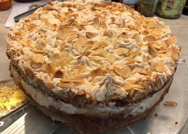 Stachelbeer - Baisertorte