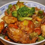 Hähnchenbrust nach Szechuan-Art mit Brokkoli