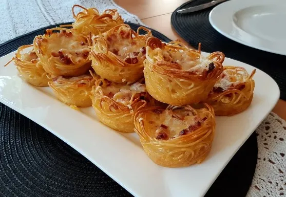 Spaghetti-Carbonara-Muffins