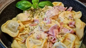 Tortellini alla panna