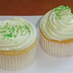 Zitronen - Cupcakes mit Waldmeister - Frischkäse - Creme