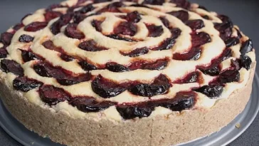 Zwetschgen Amarettini Kuchen