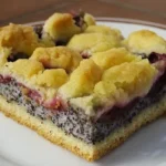 Zwetschgenkuchen mit Mohnquark und Butterstreuseln