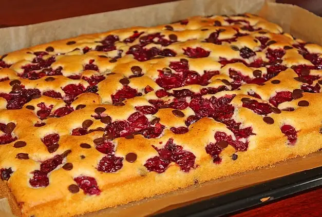 Versunkener Himbeer - Blechkuchen