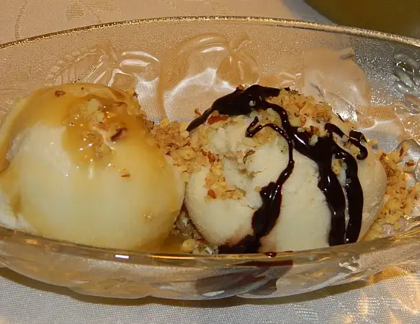 Honig-Vanille-Eis