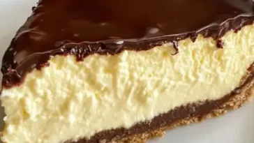 Käsekuchen mit Boston Cream Füllung