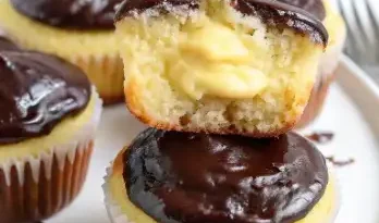 Boston Cream Pie Cupcakes