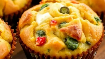 herzhafte muffins mit schinken und käse