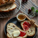 süßes hefebrot mit dicken schokoladenstücken