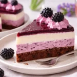 Brombeer-Joghurt-Torte mit frischen Brombeeren und Joghurtcreme